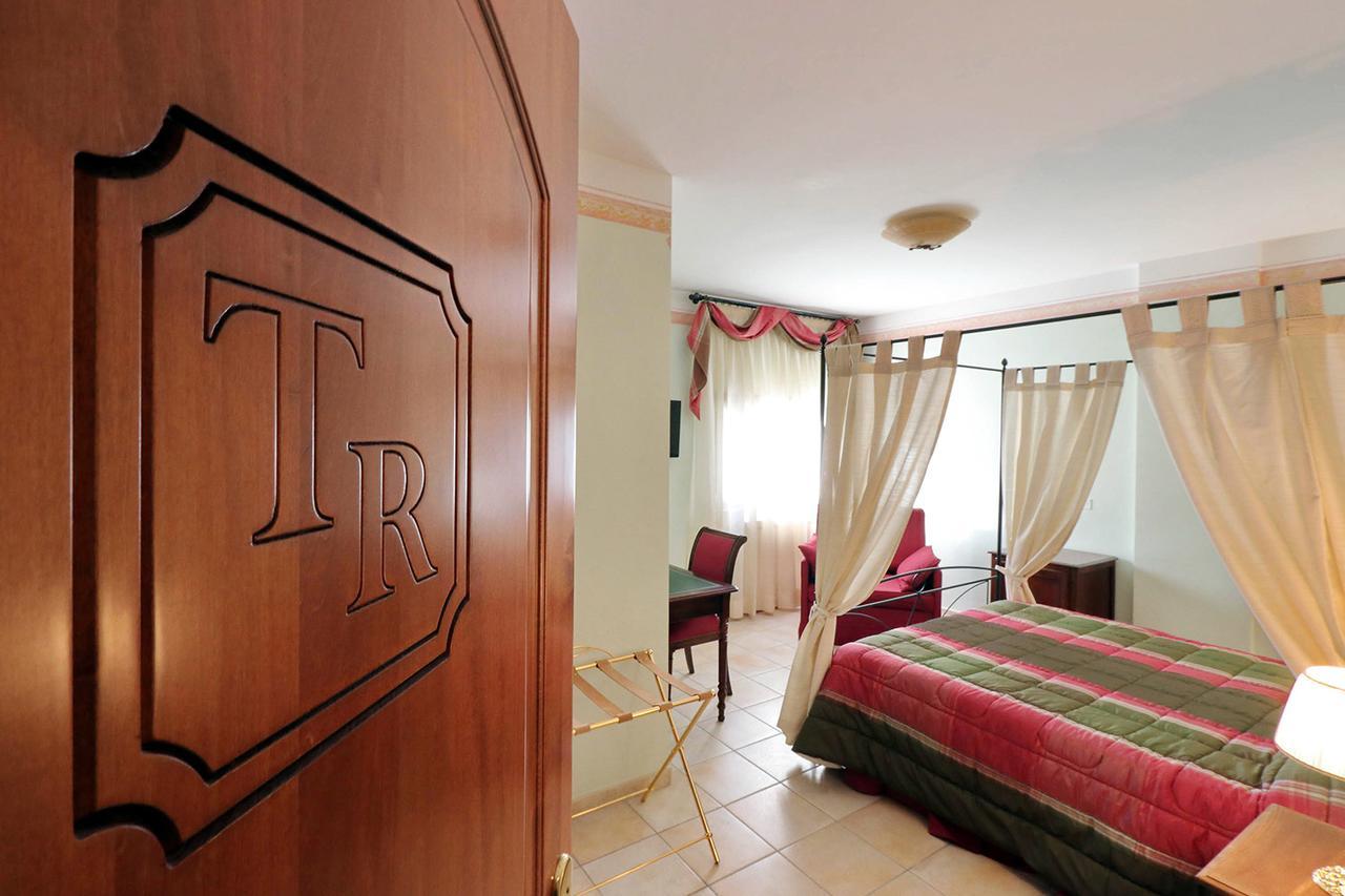 Turano Resort Colle di Tora ภายนอก รูปภาพ