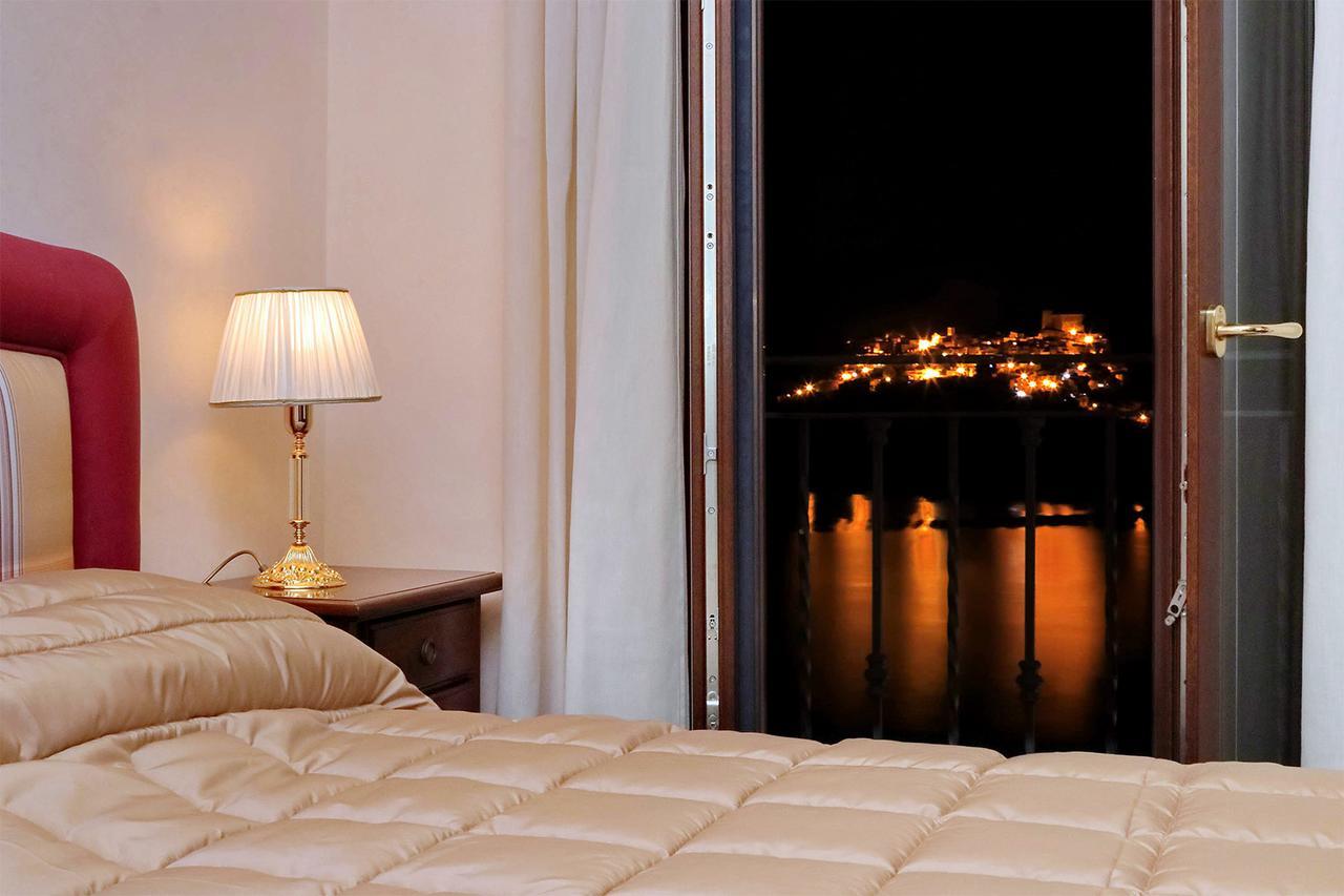 Turano Resort Colle di Tora ภายนอก รูปภาพ
