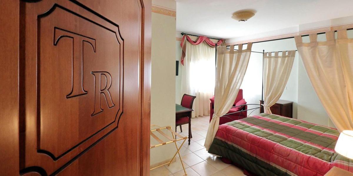 Turano Resort Colle di Tora ภายนอก รูปภาพ